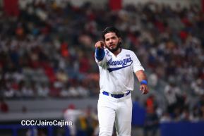 Inauguración del Estadio de Béisbol Rigoberto López Pérez en León