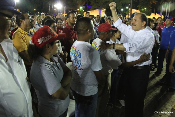 Daniel y Rosario celebran junto al pueblo el Día Internacional de los Trabajadores