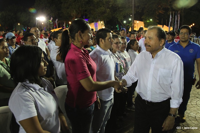 Daniel y Rosario celebran junto al pueblo el Día Internacional de los Trabajadores