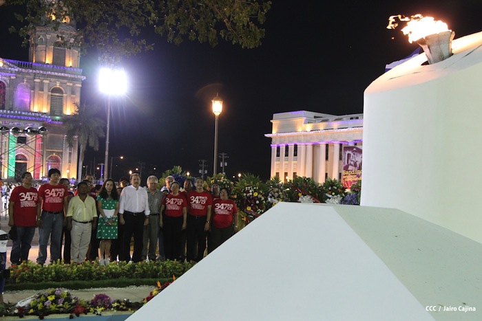 Daniel y Rosario celebran junto al pueblo el Día Internacional de los Trabajadores