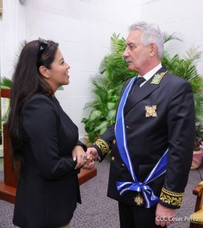 Compañero Alexander Khokhólikov recibe la Orden José de Marcoleta en el Grado de Gran Cruz 