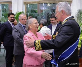 Compañero Alexander Khokhólikov recibe la Orden José de Marcoleta en el Grado de Gran Cruz 