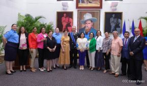 Compañero Alexander Khokhólikov recibe la Orden José de Marcoleta en el Grado de Gran Cruz 