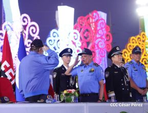 Conmemoración de los 45 años de fundación de la Policía Nacional y el Ministerio del Interior