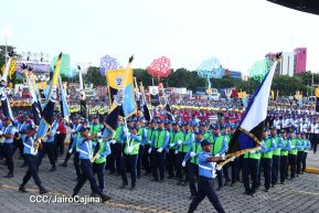 Conmemoración de los 45 años de fundación de la Policía Nacional y el Ministerio del Interior