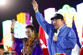 Conmemoración de los 45 años de fundación de la Policía Nacional y el Ministerio del Interior