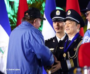 Conmemoración de los 45 años de fundación de la Policía Nacional y el Ministerio del Interior