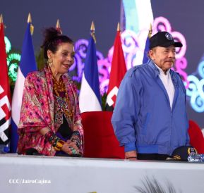 Conmemoración de los 45 años de fundación de la Policía Nacional y el Ministerio del Interior