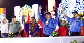 Conmemoración de los 45 años de fundación de la Policía Nacional y el Ministerio del Interior