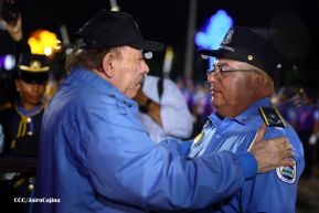 Conmemoración de los 45 años de fundación de la Policía Nacional y el Ministerio del Interior