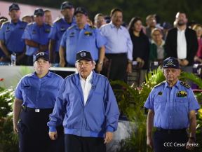 Conmemoración de los 45 años de fundación de la Policía Nacional y el Ministerio del Interior