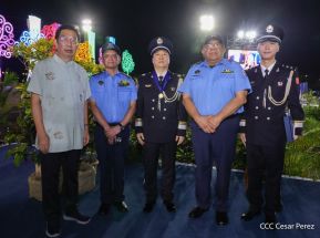 Conmemoración de los 45 años de fundación de la Policía Nacional y el Ministerio del Interior