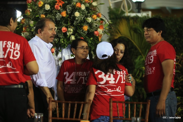 Daniel y Rosario celebran junto al pueblo el Día Internacional de los Trabajadores