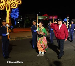 Desfile "La Paz Somos Todos" en saludo al 45 aniversario de fundación del Ministerio del Interior y la Policía Nacional