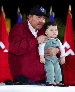 Desfile "La Paz Somos Todos" en saludo al 45 aniversario de fundación del Ministerio del Interior y la Policía Nacional