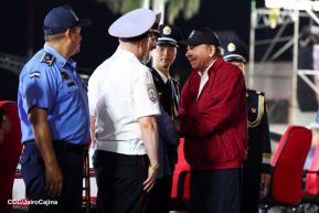 Desfile "La Paz Somos Todos" en saludo al 45 aniversario de fundación del Ministerio del Interior y la Policía Nacional