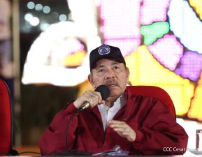 Desfile "La Paz Somos Todos" en saludo al 45 aniversario de fundación del Ministerio del Interior y la Policía Nacional