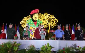 Desfile "La Paz Somos Todos" en saludo al 45 aniversario de fundación del Ministerio del Interior y la Policía Nacional