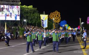 Desfile "La Paz Somos Todos" en saludo al 45 aniversario de fundación del Ministerio del Interior y la Policía Nacional