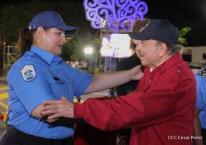 Desfile "La Paz Somos Todos" en saludo al 45 aniversario de fundación del Ministerio del Interior y la Policía Nacional