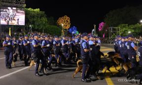 Desfile "La Paz Somos Todos" en saludo al 45 aniversario de fundación del Ministerio del Interior y la Policía Nacional