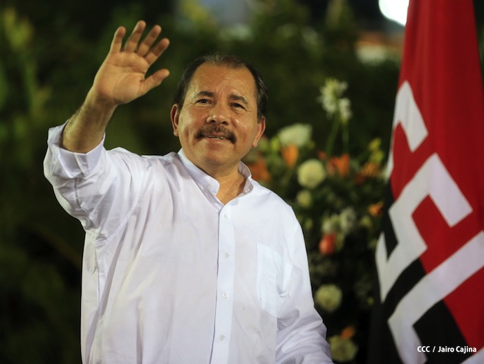 Daniel y Rosario celebran junto al pueblo el Día Internacional de los Trabajadores