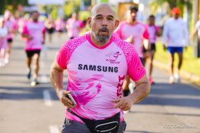  Caminata "Yo Corro por Ellas", por la prevención y lucha contra el cáncer de mama