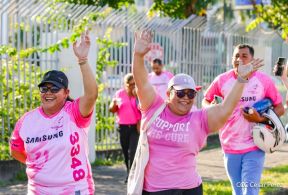  Caminata "Yo Corro por Ellas", por la prevención y lucha contra el cáncer de mama