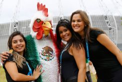 Brasil 2014: Seguidores de Brasil y México esperan encuentro