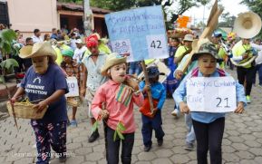 Cultura Nacional: Familias de Masaya participan del Tradicional Torovenado de Monimbó