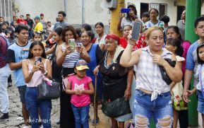 Cultura Nacional: Familias de Masaya participan del Tradicional Torovenado de Monimbó