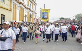 Cultura Nacional: Familias de Masaya participan del Tradicional Torovenado de Monimbó