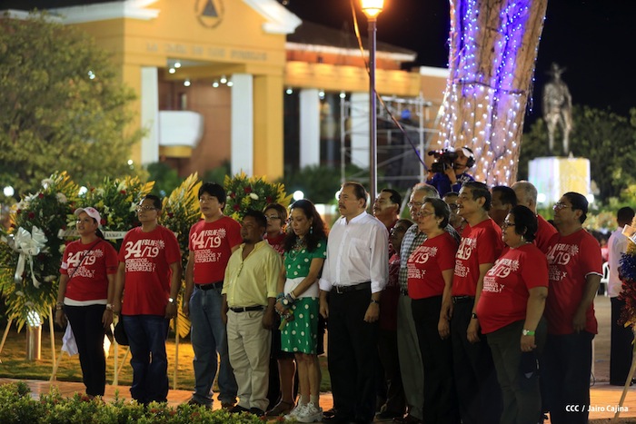 Daniel y Rosario celebran junto al pueblo el Día Internacional de los Trabajadores