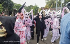 Cultura Nacional: Familias de Masaya participan del Tradicional Torovenado de Monimbó