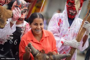 Cultura Nacional: Familias de Masaya participan del Tradicional Torovenado de Monimbó