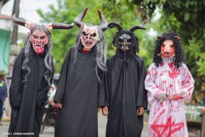 Cultura Nacional: Familias de Masaya participan del Tradicional Torovenado de Monimbó