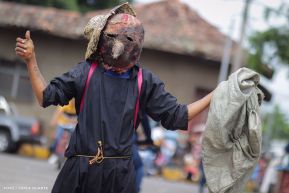 Cultura Nacional: Familias de Masaya participan del Tradicional Torovenado de Monimbó