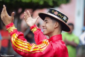 Cultura Nacional: Familias de Masaya participan del Tradicional Torovenado de Monimbó