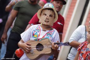 Cultura Nacional: Familias de Masaya participan del Tradicional Torovenado de Monimbó