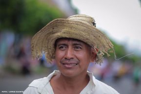 Cultura Nacional: Familias de Masaya participan del Tradicional Torovenado de Monimbó