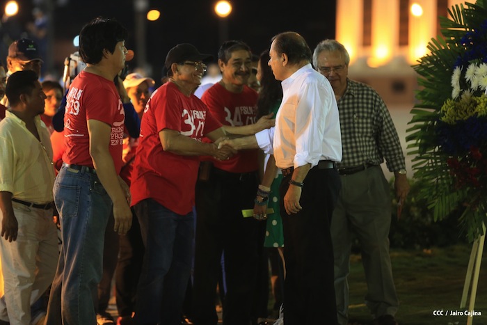 Daniel y Rosario celebran junto al pueblo el Día Internacional de los Trabajadores