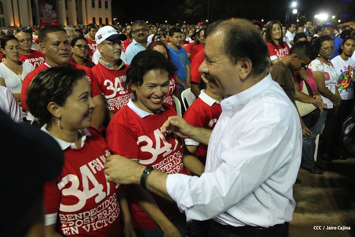 Daniel y Rosario celebran junto al pueblo el Día Internacional de los Trabajadores