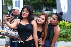 Nicaragüenses cierran ciclos con Aventura