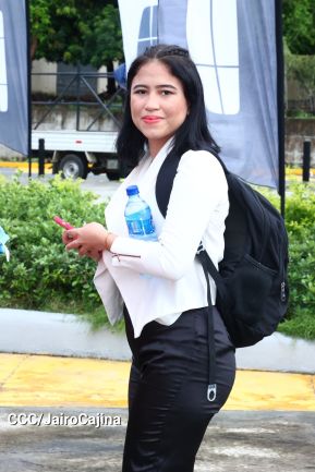 Nicaragüenses cierran ciclos con Aventura