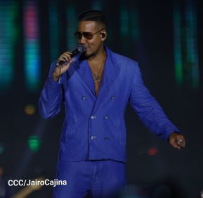 Nicaragüenses cierran ciclos con Aventura