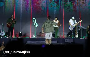 Nicaragüenses cierran ciclos con Aventura