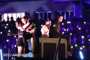 Nicaragüenses cierran ciclos con Aventura