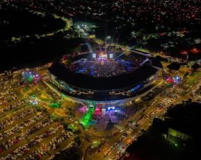 Nicaragüenses cierran ciclos con Aventura