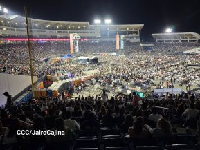 Nicaragüenses cierran ciclos con Aventura