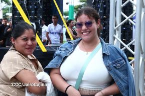 Nicaragüenses cierran ciclos con Aventura